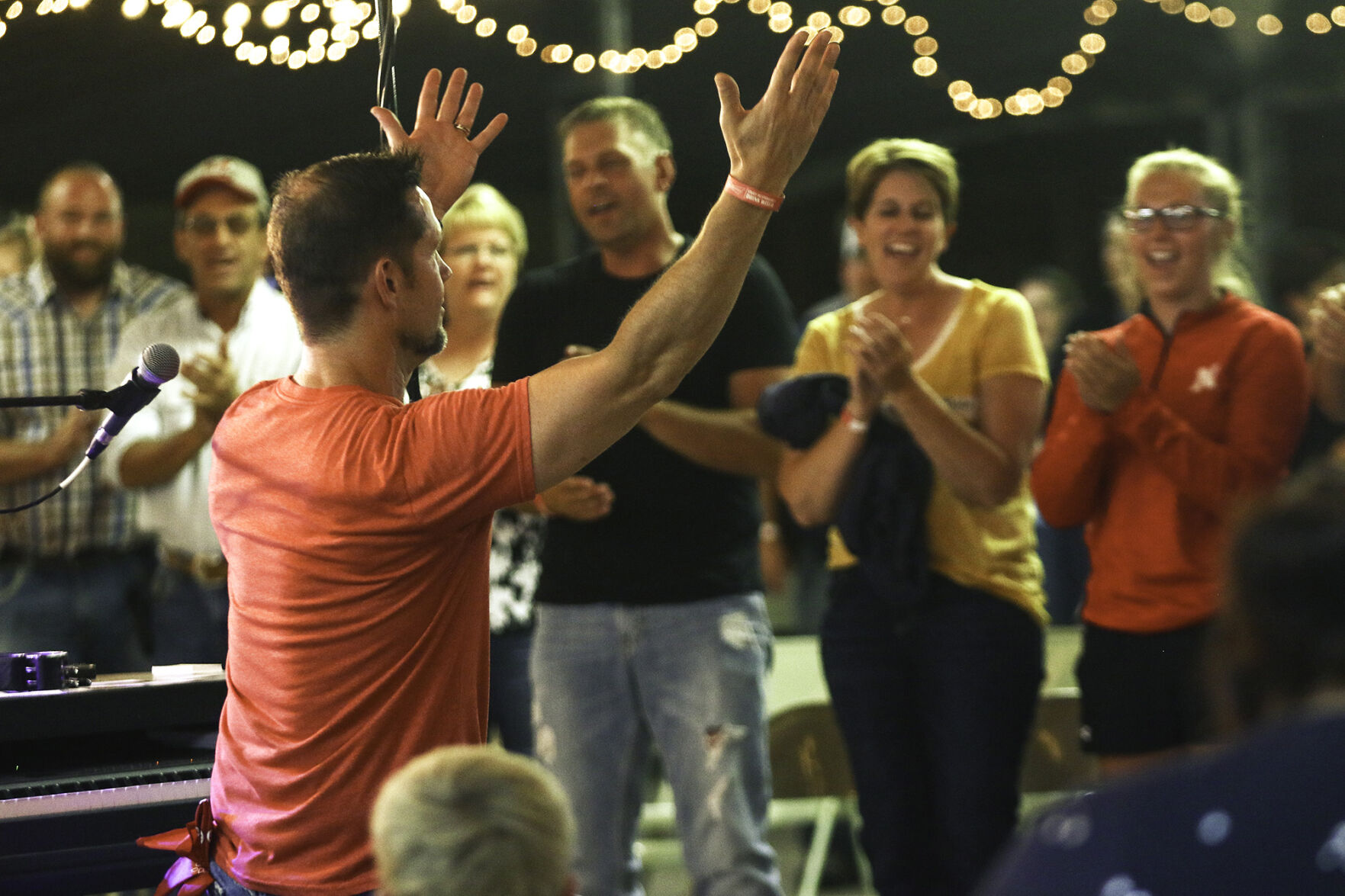 PHOTOS: Dueling Pianos